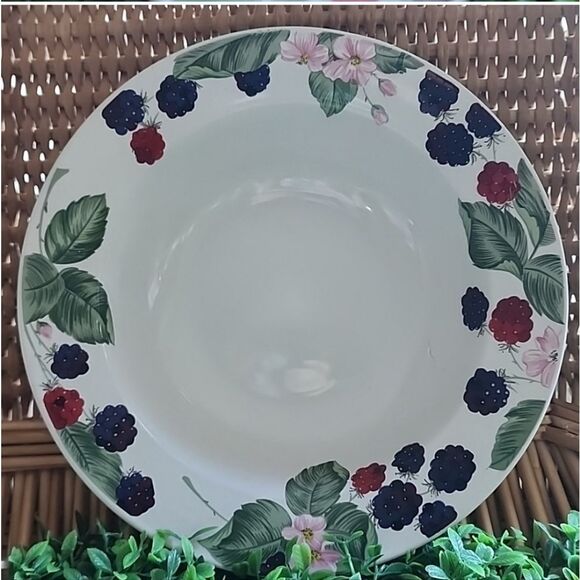 Vintage Stoneware Berry Bowl Raspberry Blackberry Soup/Cereal Cottage Core - Picture 2 of 9